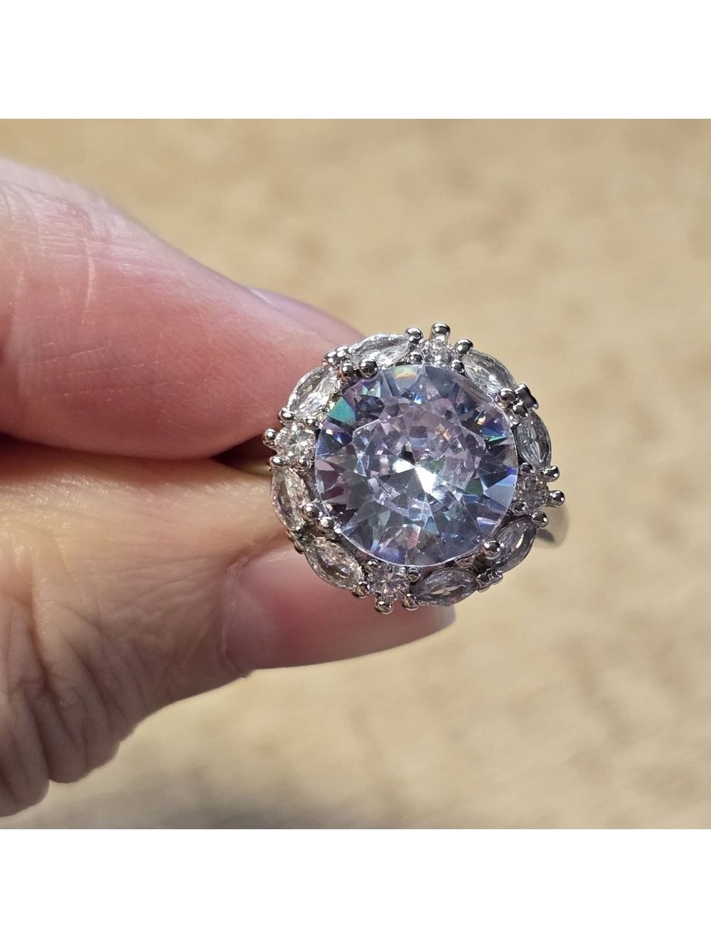 Elegant Silver Crystal Ring